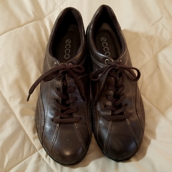 ecco 6.5 sneaker - Picture 1 of 9
